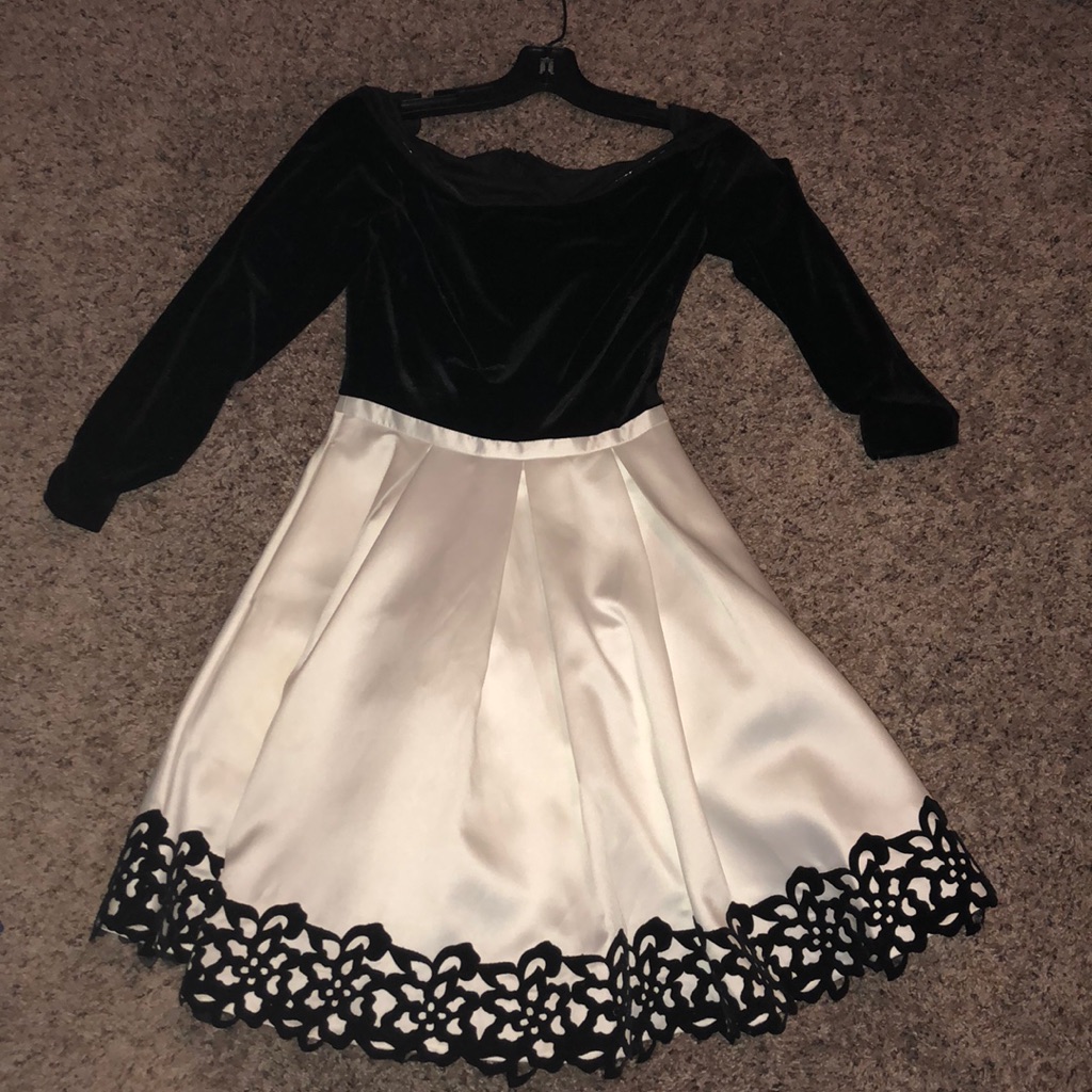 Clarisse Homecoming Dress Size 2